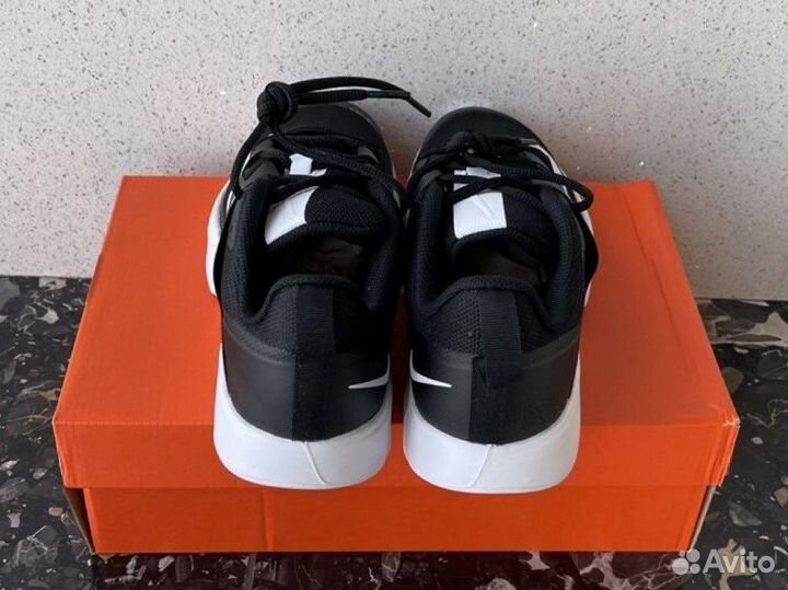 Теннисные кроссовки Nike Court Vapor Lite