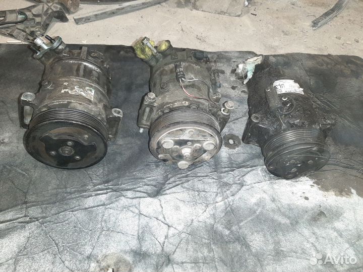 Компрессор кондиционера Opel Insignia