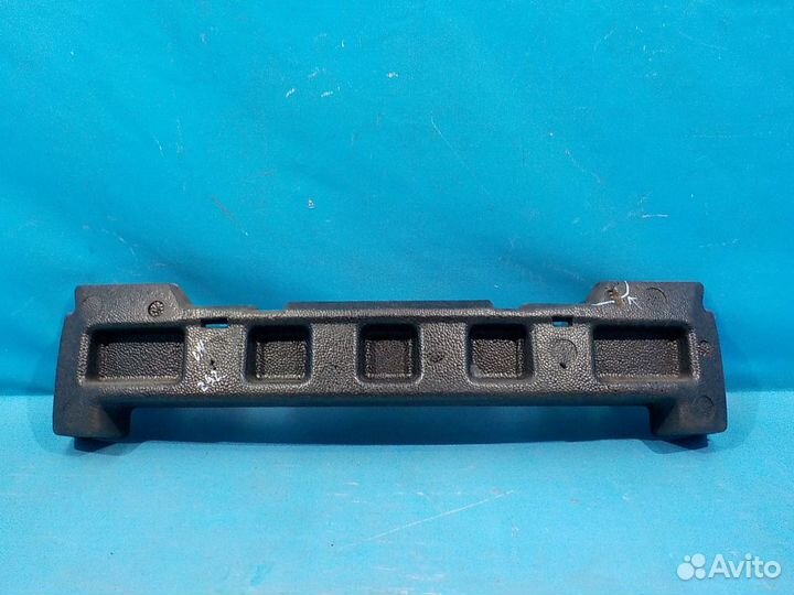 Абсорбер переднего бампера центральный KIA Ceed (E