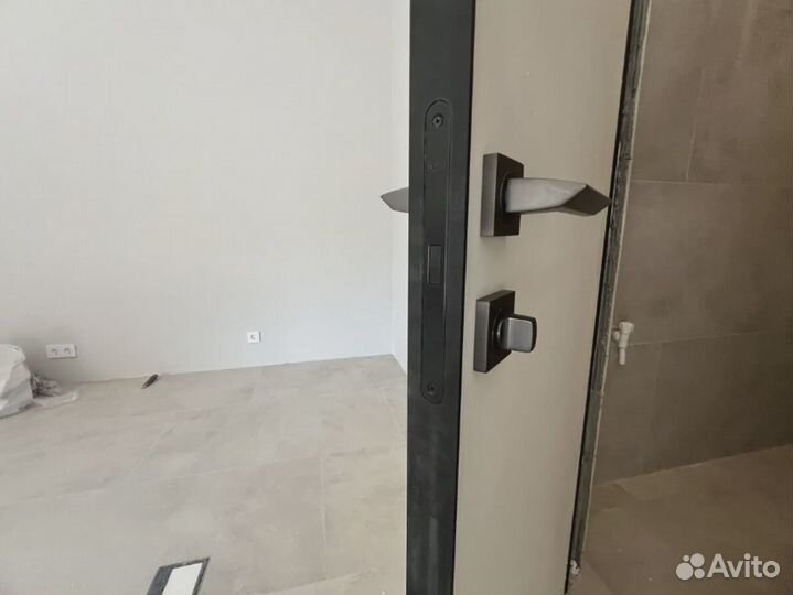 Двери межкомнатные распашные