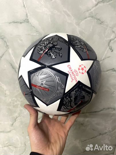 Футбольный мяч Лига Чемпионов