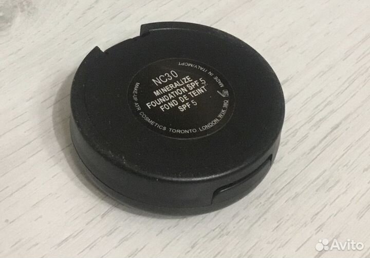 Кремовая пудра MAC Hello Kitty