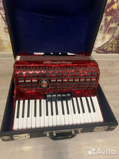 Аккордеон Royal standard meteor 3/4