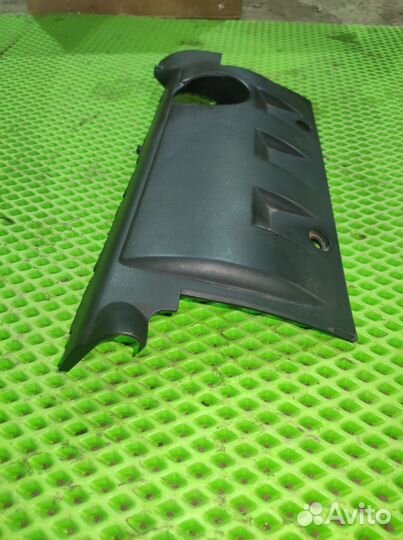 Декоративная крышка двигателя Peugeot 308