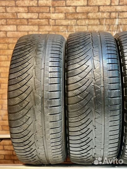 Michelin Pilot Alpin PA4 235/55 R17