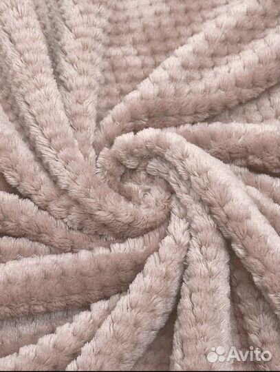 Пушистые пледы вафля, кубик, травка, полоска