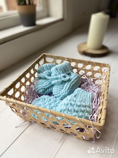 Пинетки и варежки для новорожденного