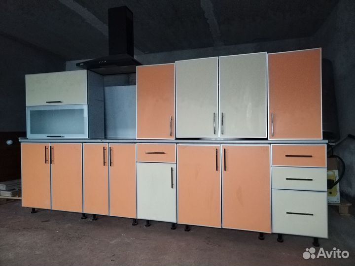 Кухонный гарнитур с техникой и Доставкой