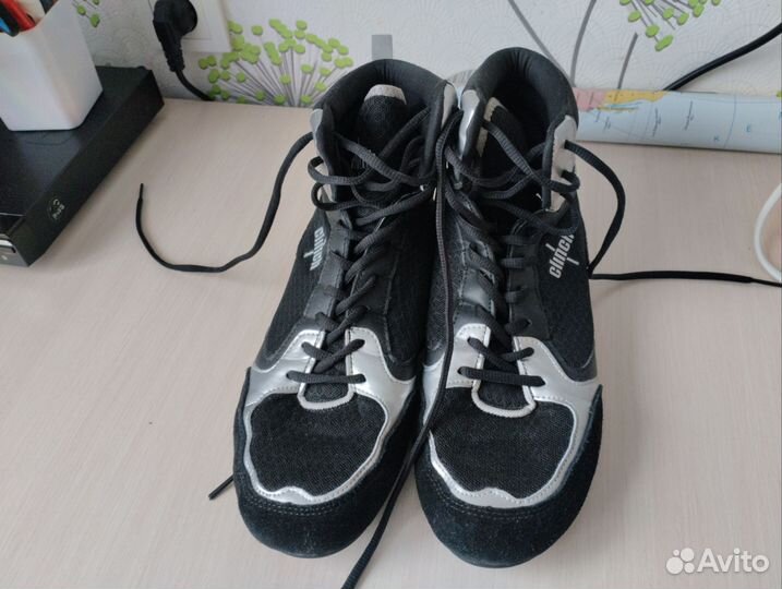 Боксерки clinch