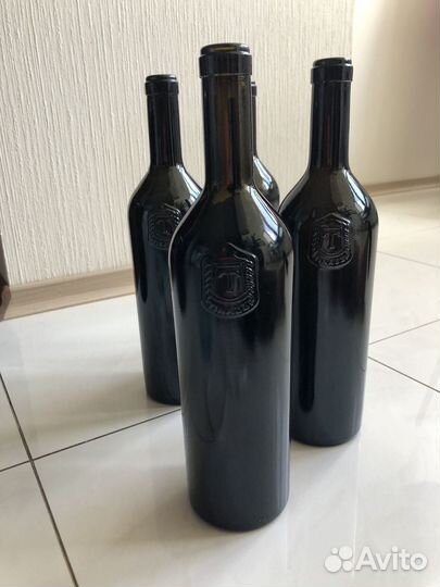 Тяжелая стеклянная бутылка для вина