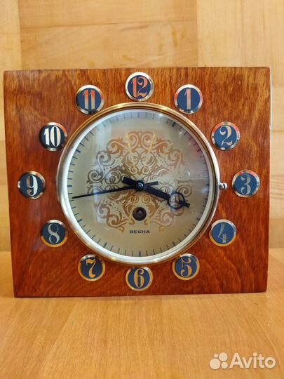 Часы настенные Весна. СССР
