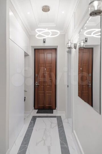 1-к. квартира, 42 м², 9/12 эт.