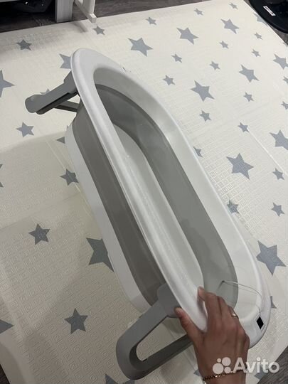 Ванночка для купания новорожденного складная