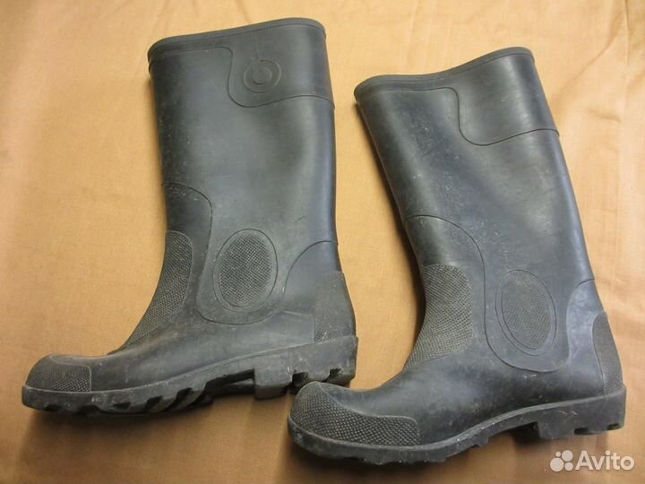 Сапоги резиновые мужские 46 размер,высота-40см