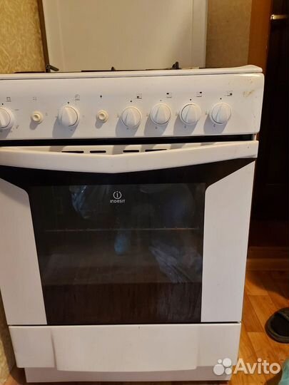Газовая плита б/у indesit