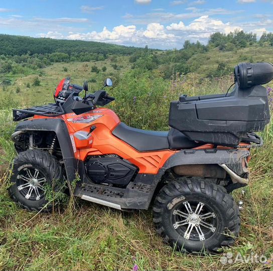 Квадроцикл CF Moto X8