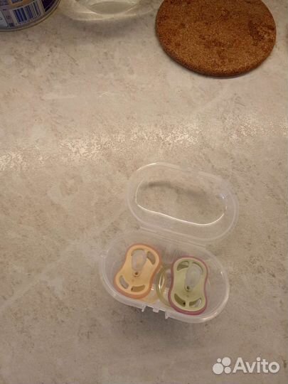 Соска пустышка avent 0 6. 2 шт