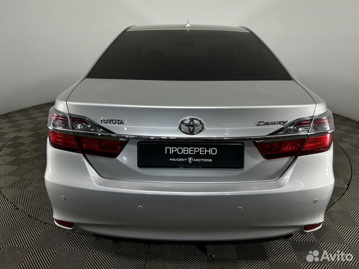 Toyota Camry 2.5 AT, 2015, 138 130 км