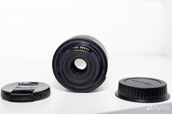 Объектив Canon EF-S 18-55 3.5-5.6 IS II