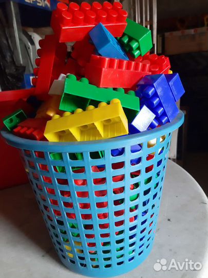 Детские развивающие конструкторы