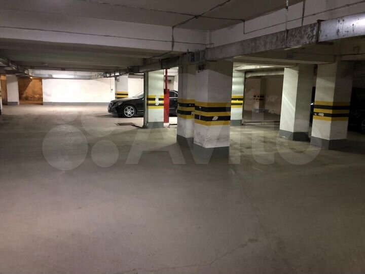 Машиноместо, 29 м²