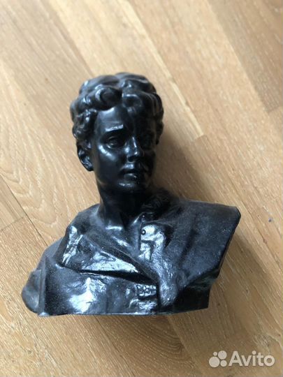 Бюст Есенина СССР касли