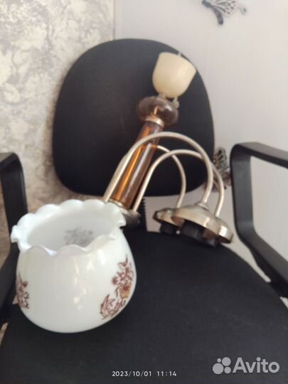 Люстры и бра