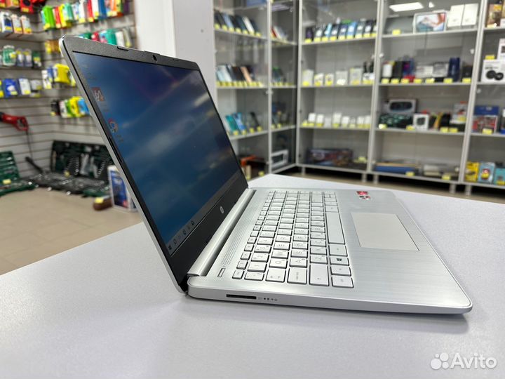 Ноутбук Hp AMD Ryzen 3 5300U 2.60GHz Ram 8gb