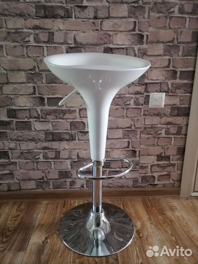 Барный стул