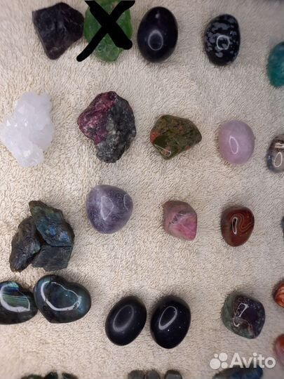 Камни и минералы коллекция