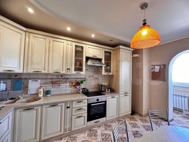 2-к. квартира, 75 м², 10/14 эт.