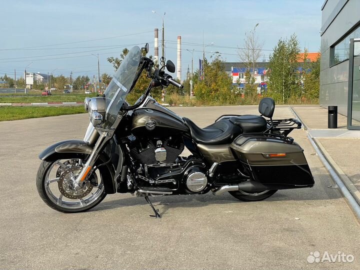 Harley-Davidson Road King CVO 2014