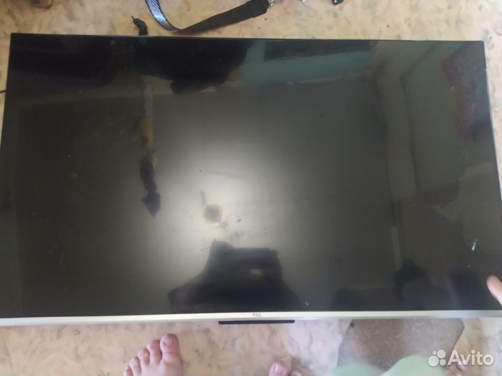 Телевизор на запчасти T CL