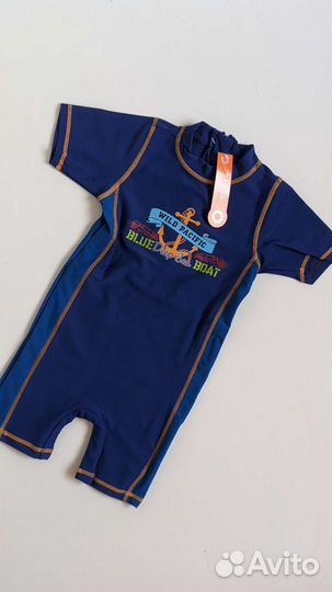 Купальные костюмы и плавки