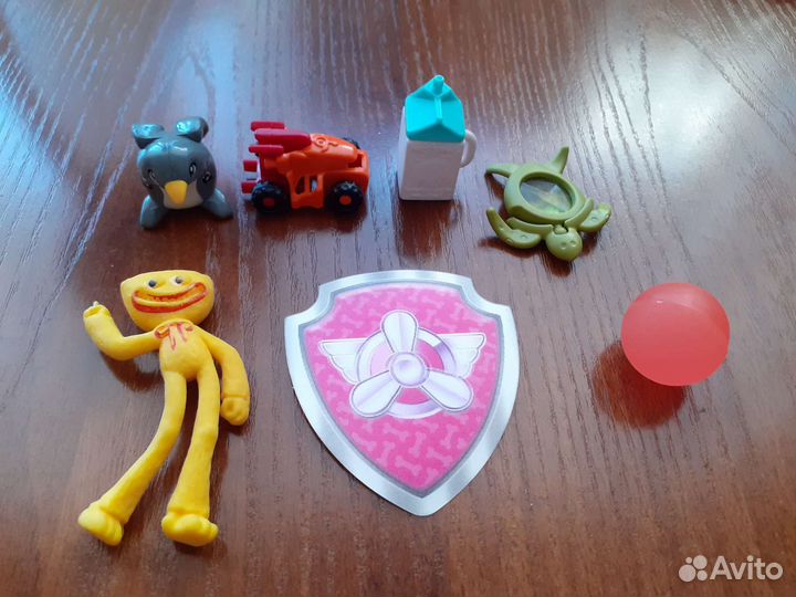 Игрушки из киндера