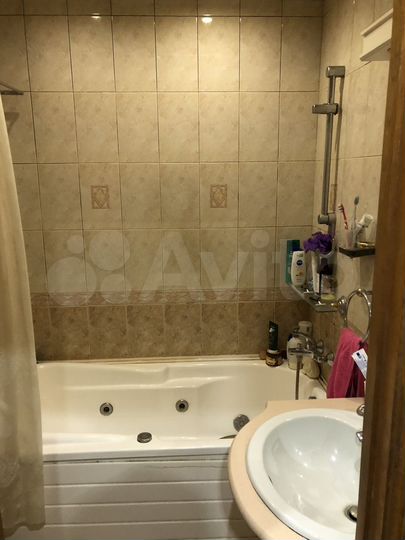 Комната 10 м² в 3-к., 4/20 эт.