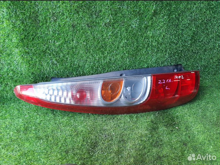 1402 Стоп-сигнал задний левый Mitsubishi Colt VI