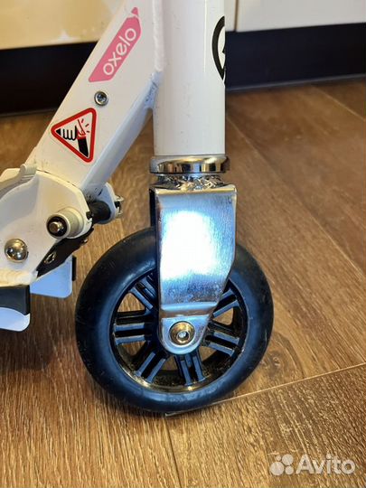 Самокат детский бело- розовый MID1 oxelo Декатлон