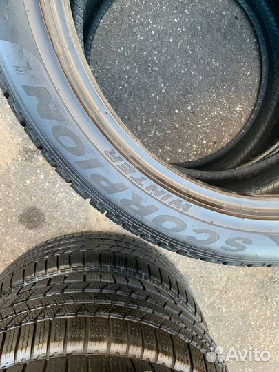Pirelli Scorpion Winter 285/40 R22 и 325/35 R22 114W