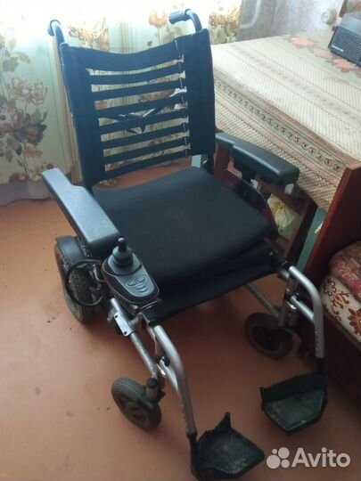 Инвалидная коляска с электроприводом бу