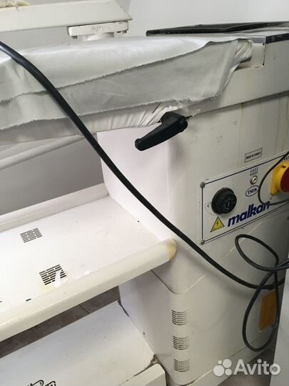 Гладильный стол Malkan с вакуумным отсосом