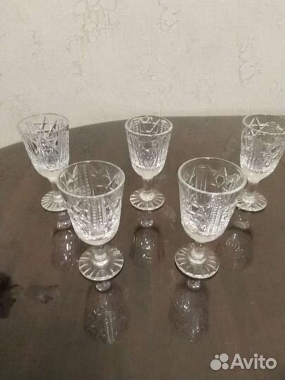 Вазы.Пепельница. Рюмки -башмачки. Хрусталь