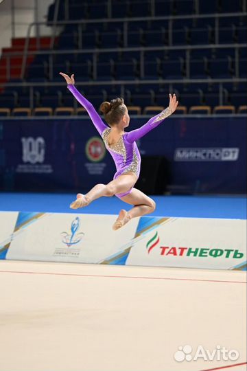 Продам купальник для художественной гимнастики