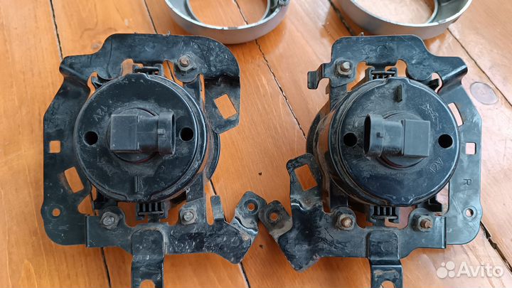 Фара противотуманная, светодиодная mitsubishi