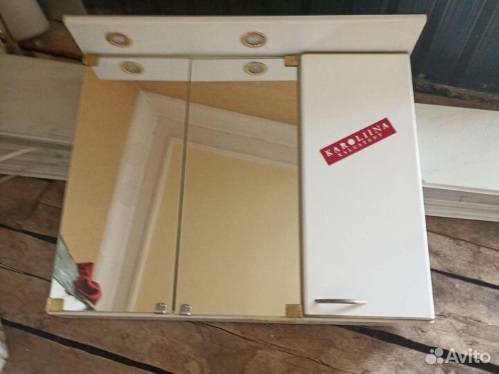 Тумба для ванной и зеркальный шкаф