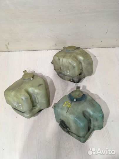 Бачок омывателя лобового стекла BMW E36