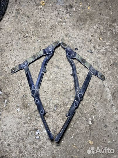 Петли багажника Alfa Romeo 166