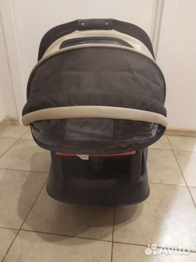 Детское автокресло-люлька graco