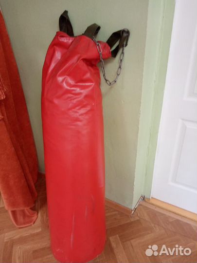 Боксерский мешок, груша