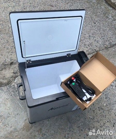 Автомобильный холодильник 25 л